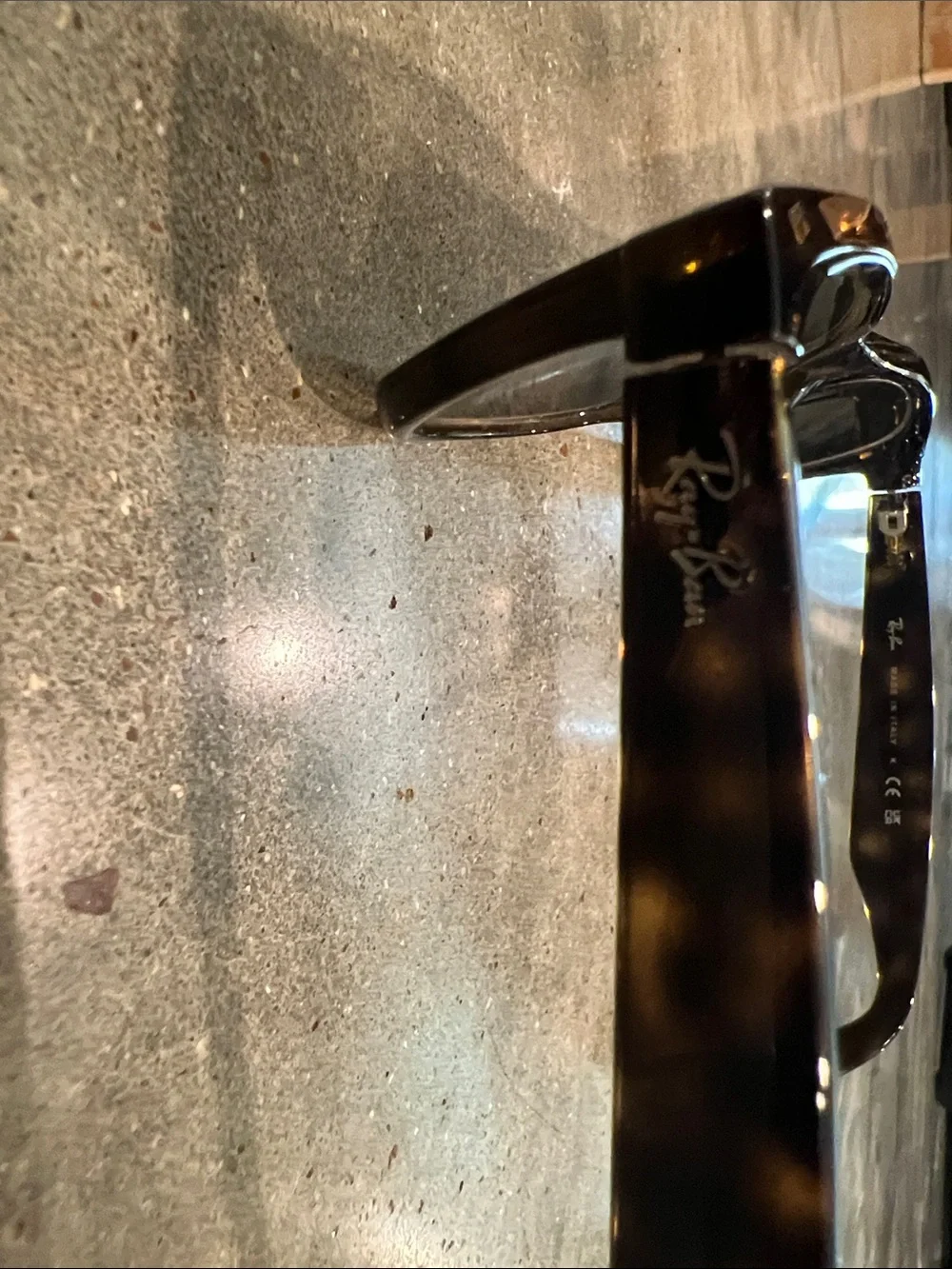 Ray-Ban brown pattern Sunglasses with Brown Case
